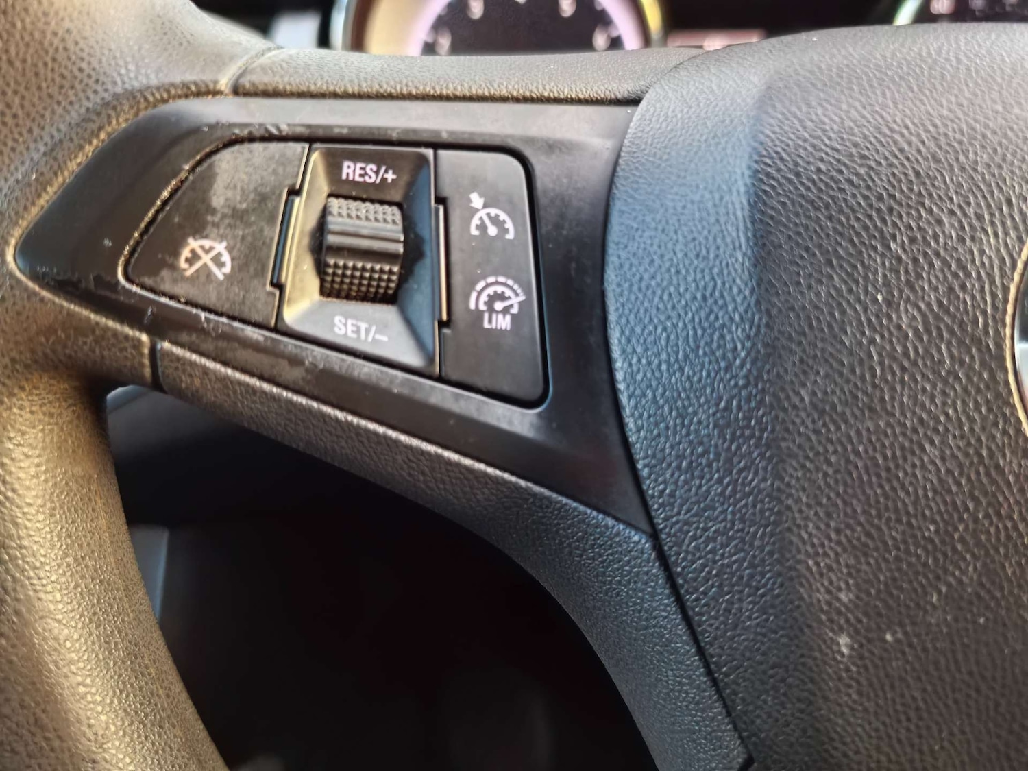 Used Vauxhall Astra 2018 for sale - 76637958: Photo 22