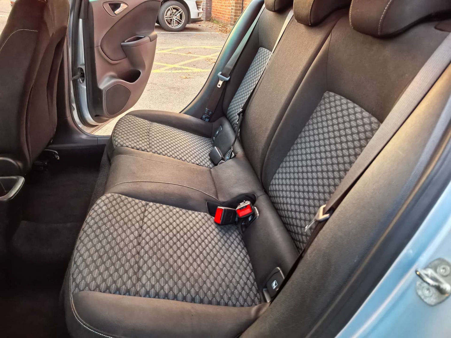 Used Vauxhall Astra 2018 for sale - 76637958: Photo 25