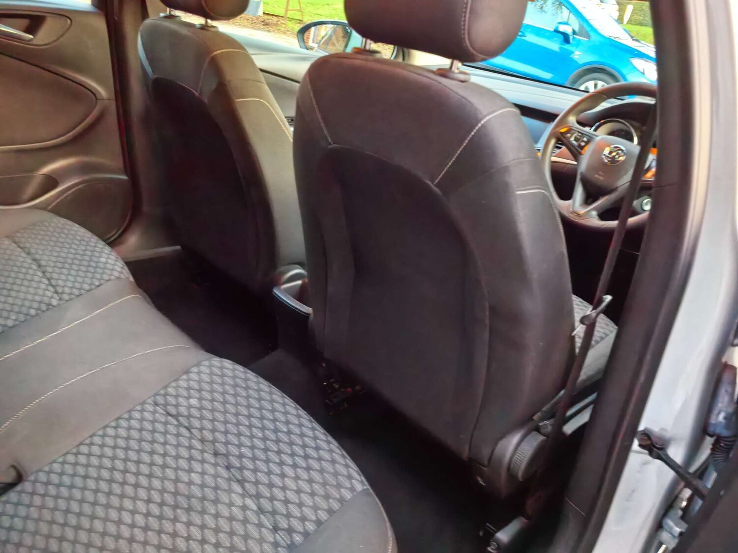 Used Vauxhall Astra 2018 for sale - 76637958: Photo 33