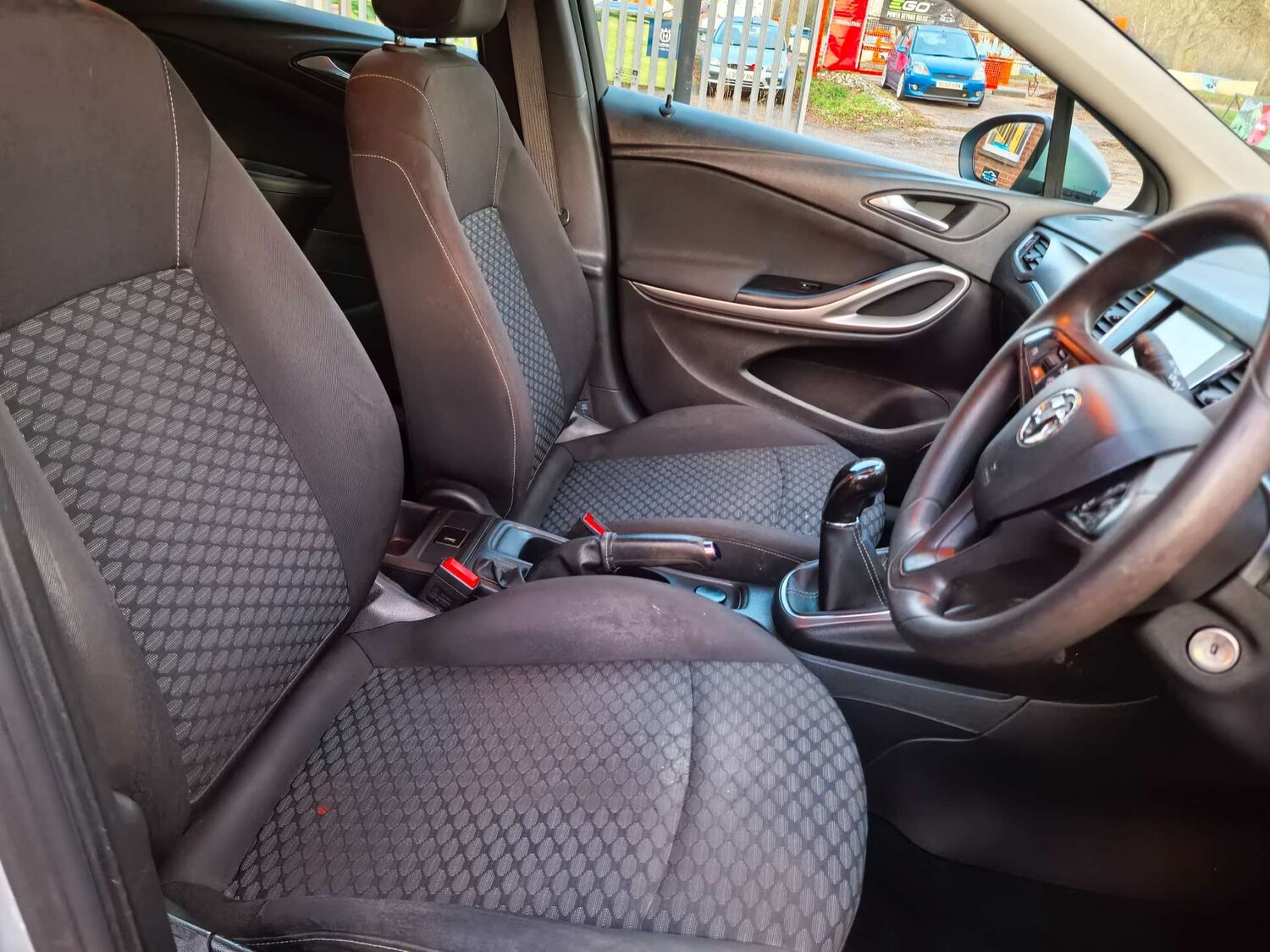 Used Vauxhall Astra 2018 for sale - 76637958: Photo 36