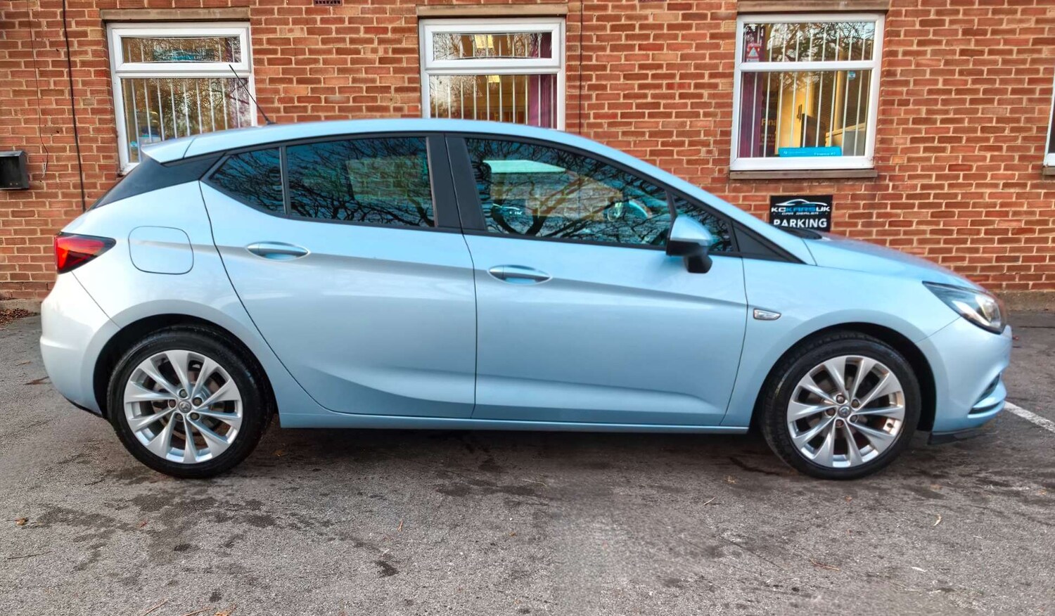 Used Vauxhall Astra 2018 for sale - 76637958: Photo 90