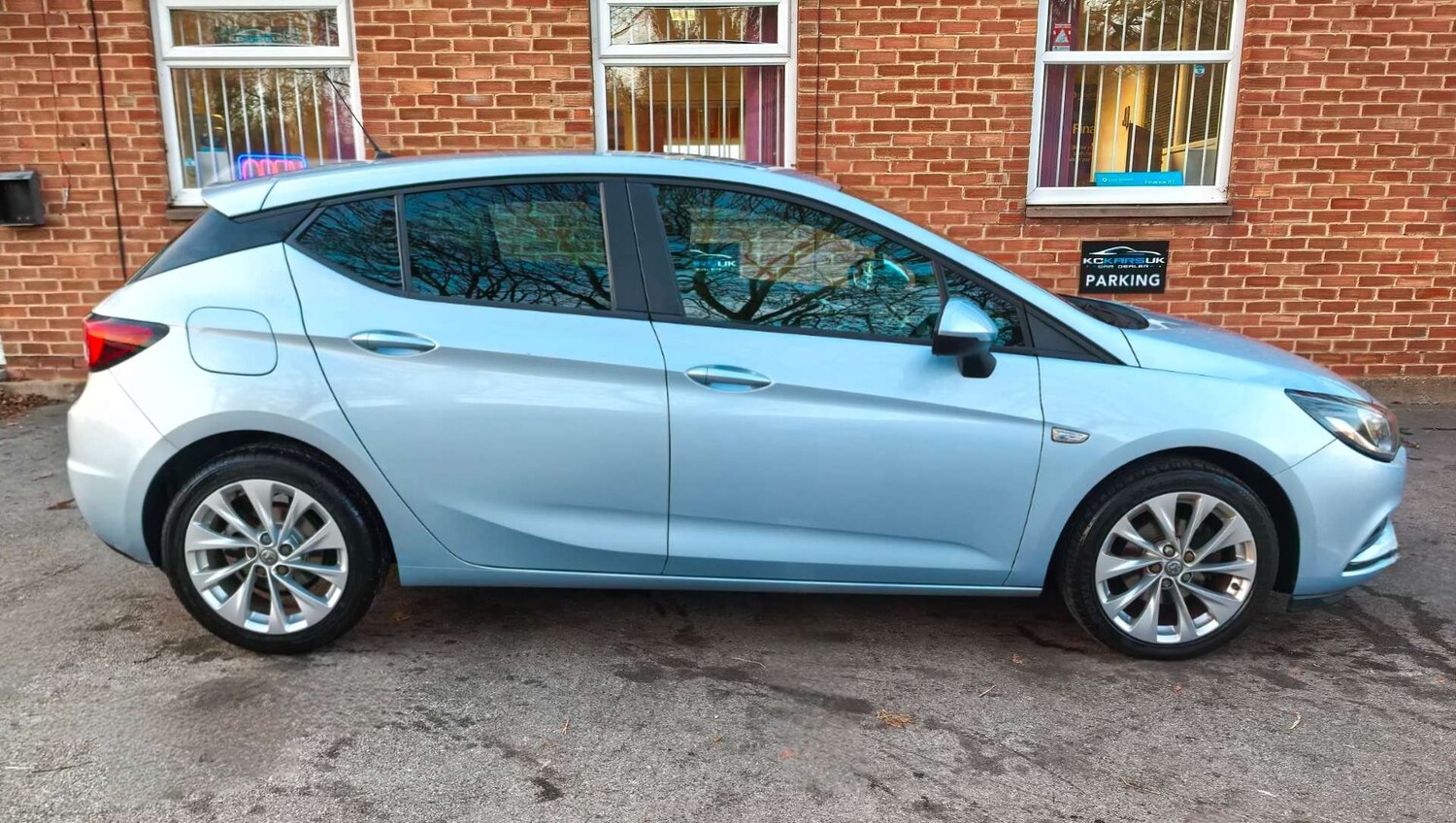 Used Vauxhall Astra 2018 for sale - 76637958: Photo 91