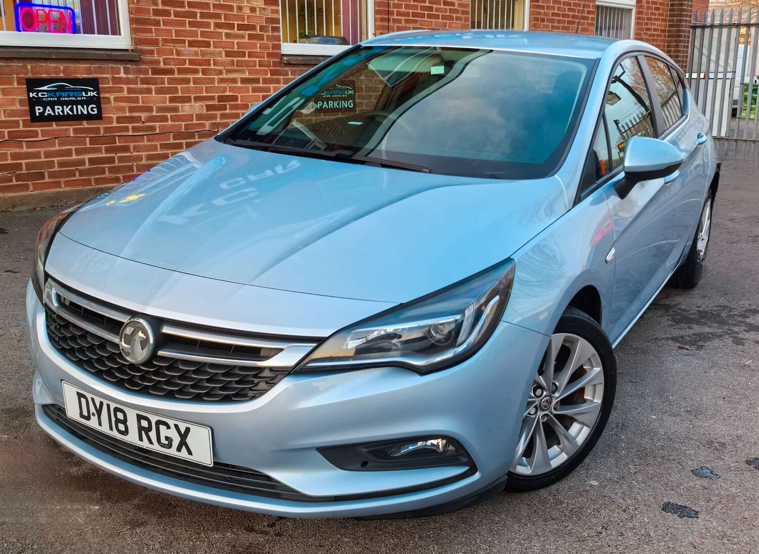 Used Vauxhall Astra 2018 for sale - 76637958: Photo 99