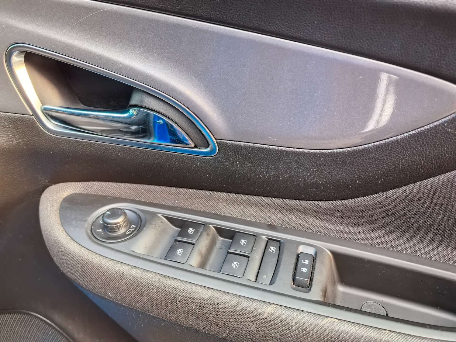 Used Vauxhall Mokka 2015 for sale - 76314085: Photo 29