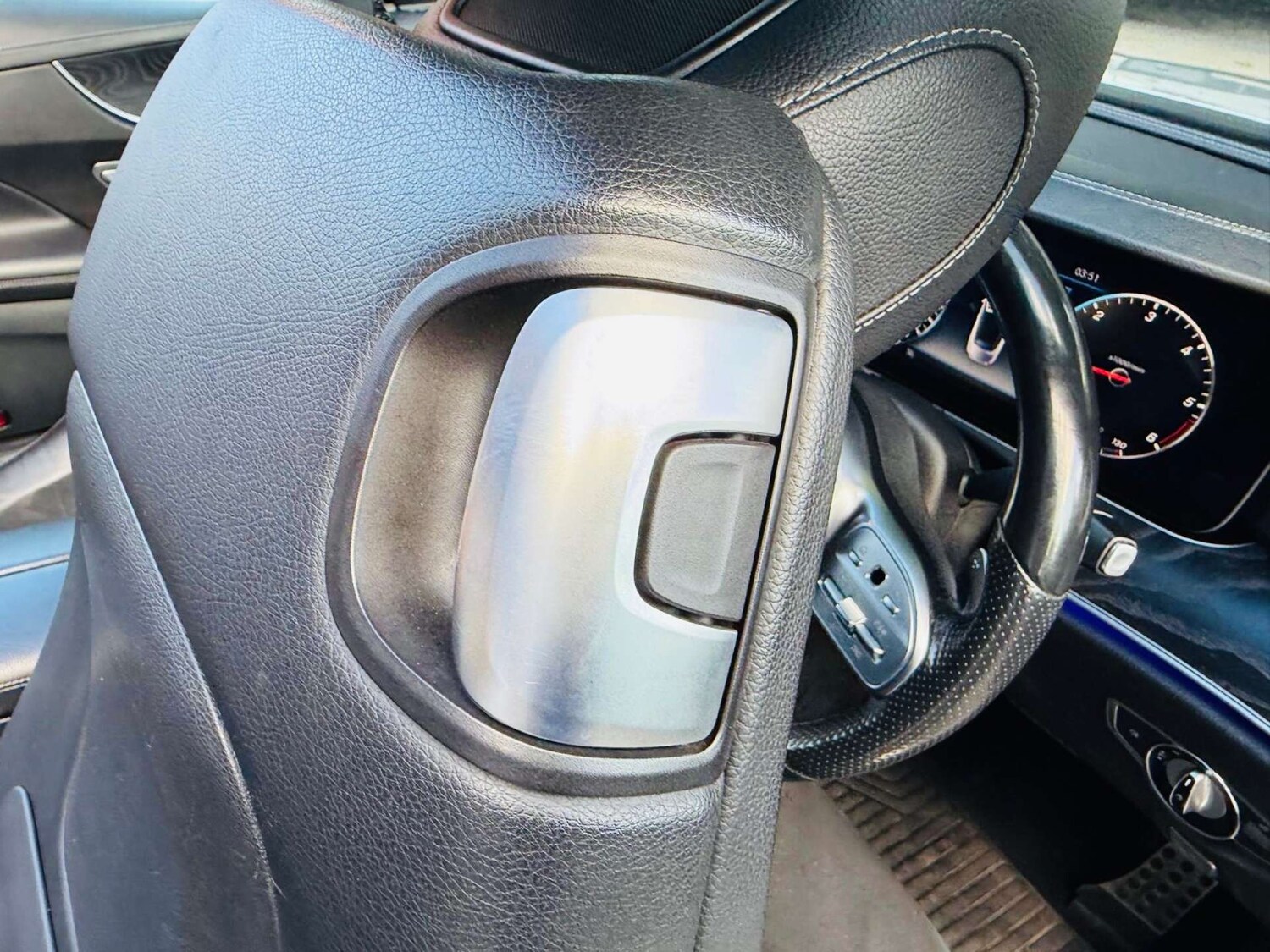 Used Mercedes-Benz E Class 2019 for sale - 76601356: Photo 31