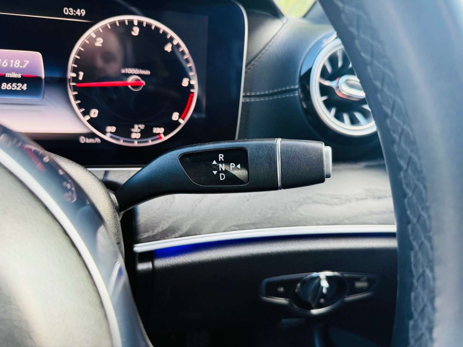 Used Mercedes-Benz E Class 2019 for sale - 76601356: Photo 32