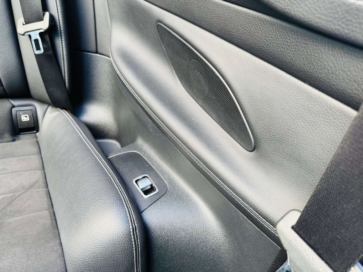 Used Mercedes-Benz E Class 2019 for sale - 76601356: Photo 82