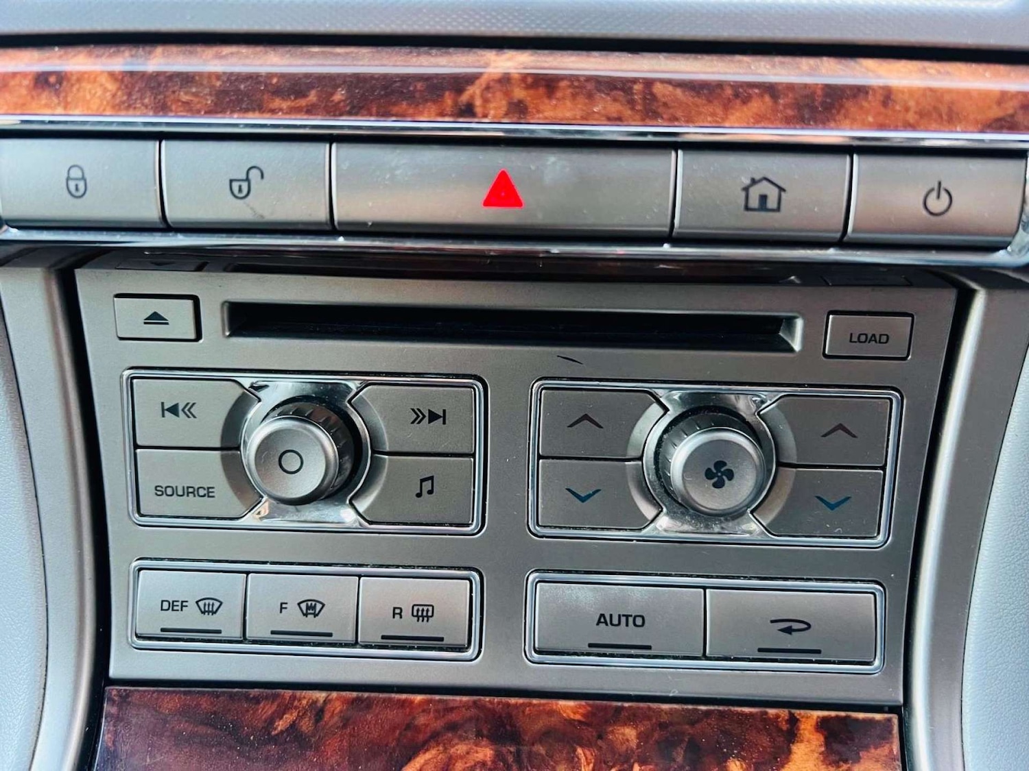 Used Jaguar XF 2008 for sale - 76600691: Photo 42