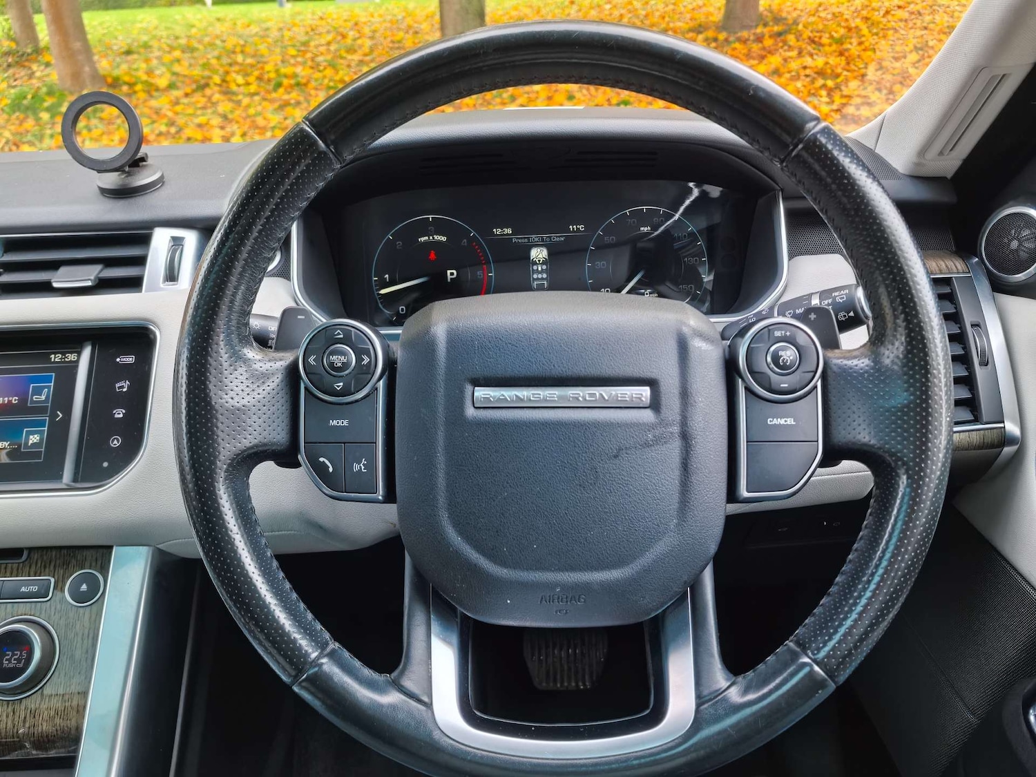 Used Land Rover Range Rover Sport 2015 for sale - 76602215: Photo 13