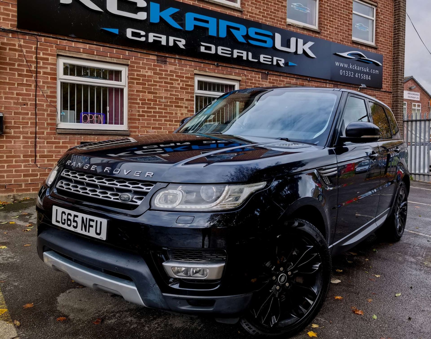 Used Land Rover Range Rover Sport 2015 for sale - 76602215: Photo 9