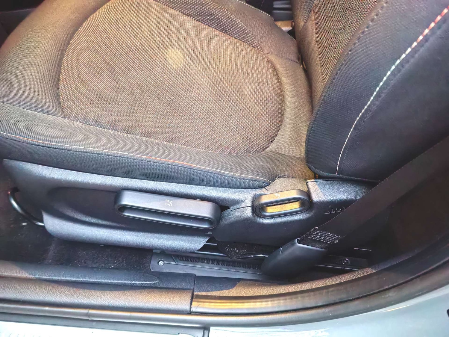 Used MINI Hatch 2017 for sale - 76949870: Photo 26