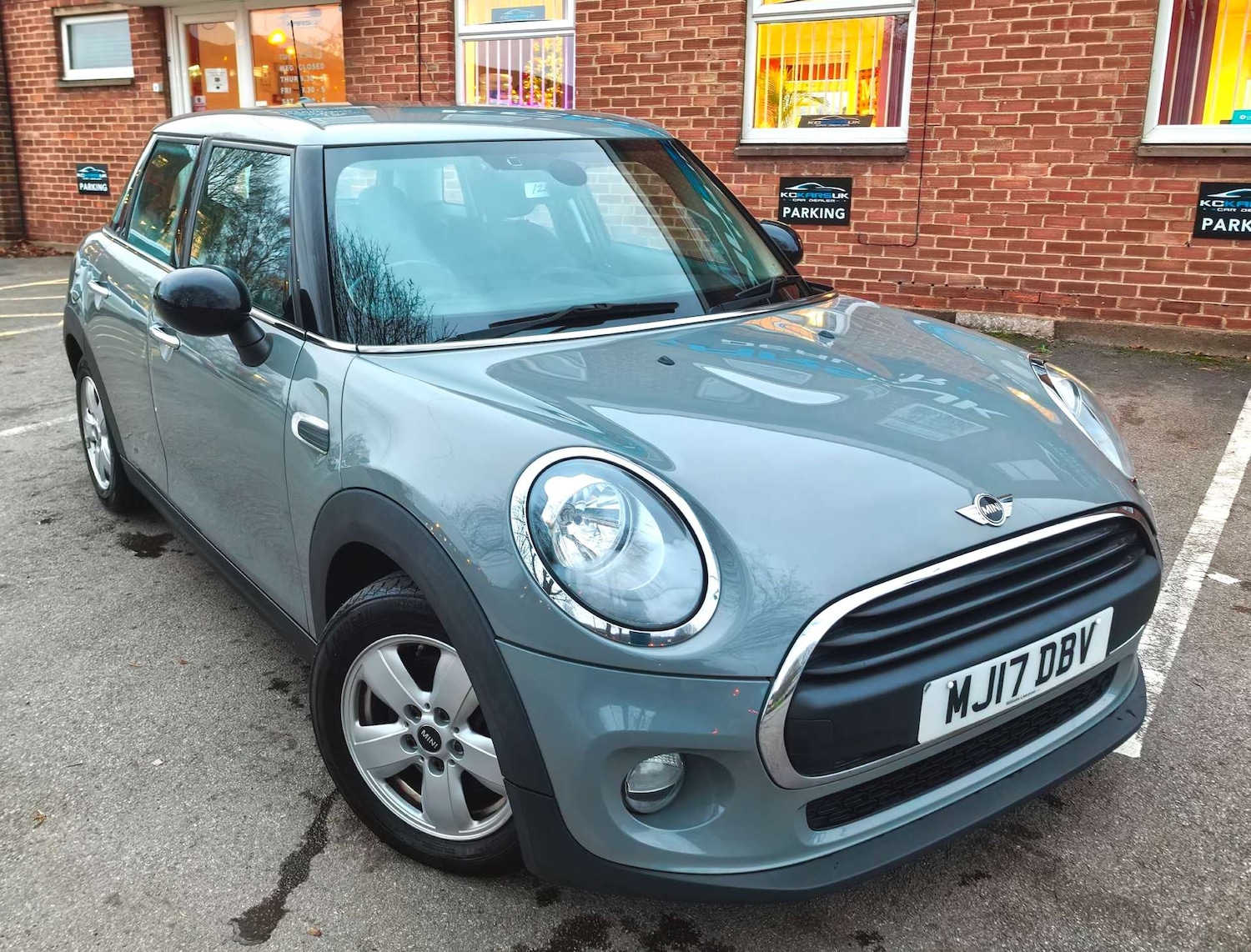 Used MINI Hatch 2017 for sale - 76949870: Photo 46