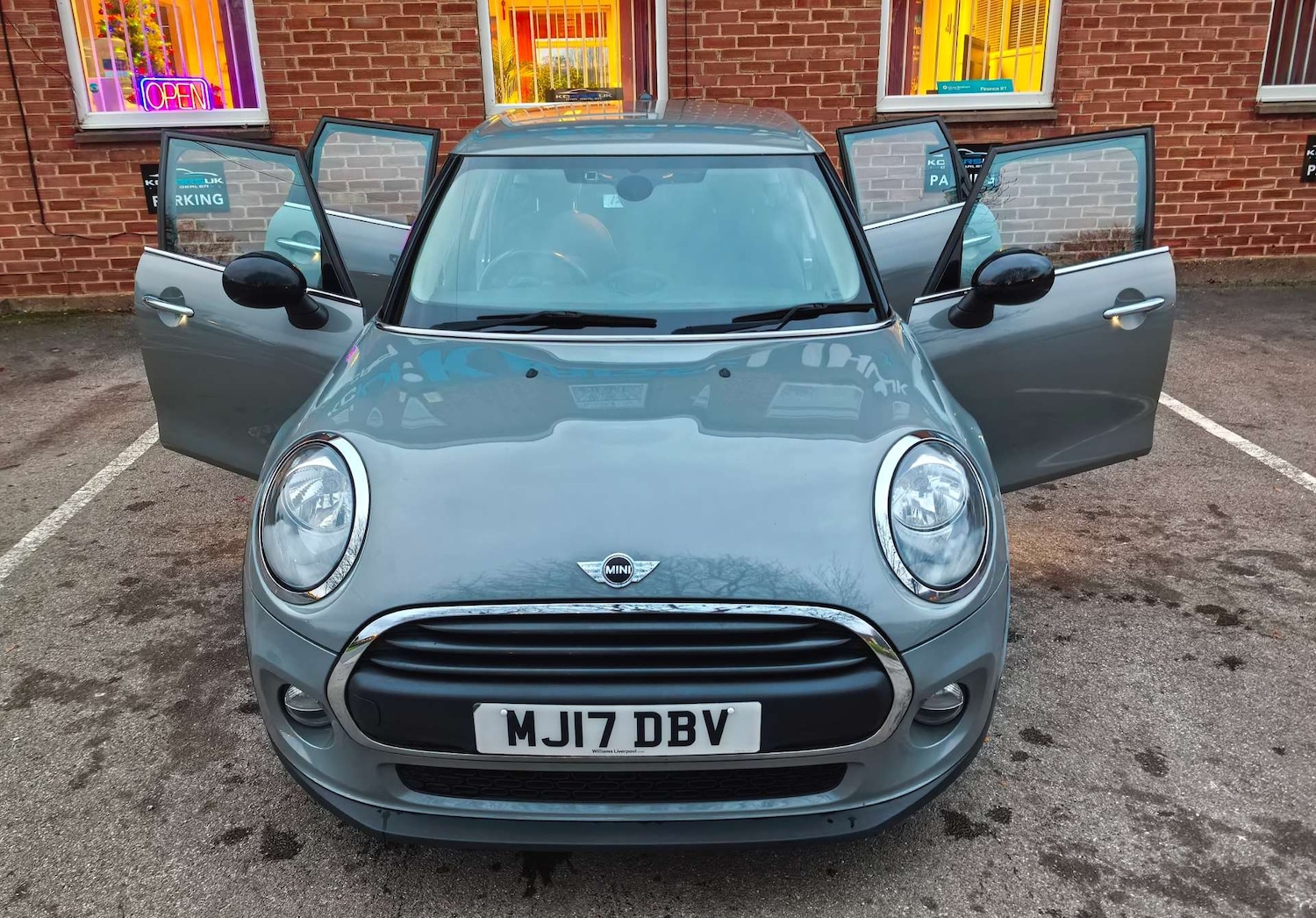 Used MINI Hatch 2017 for sale - 76949870: Photo 92