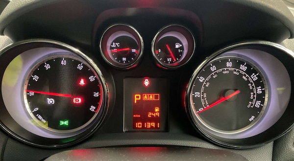 Used Vauxhall Mokka 2015 for sale - 76350460: Photo 10