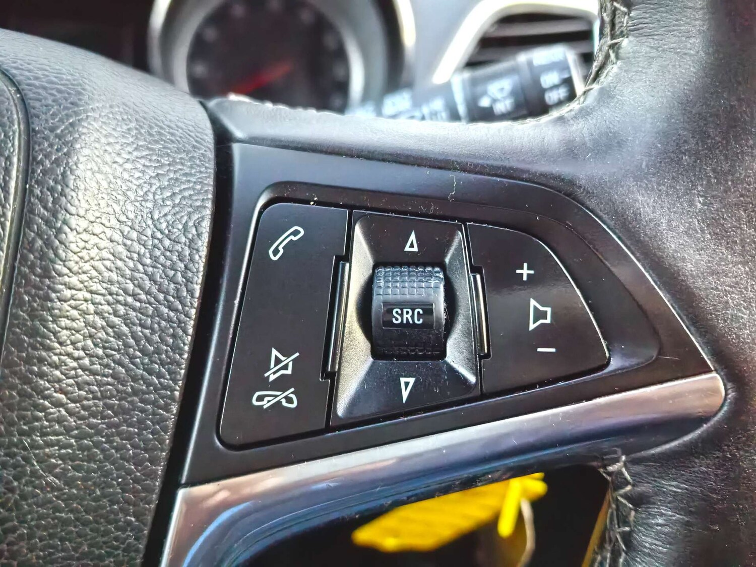 Used Vauxhall Mokka 2015 for sale - 76453816: Photo 26