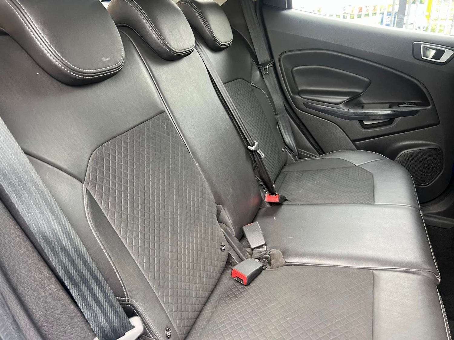 Used Ford Ecosport 2015 for sale - 76601184: Photo 28