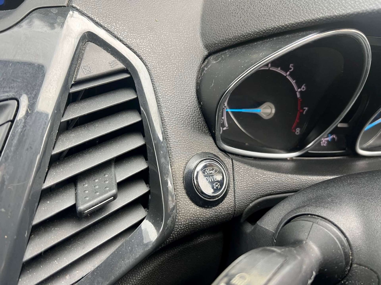 Used Ford Ecosport 2015 for sale - 76601184: Photo 34