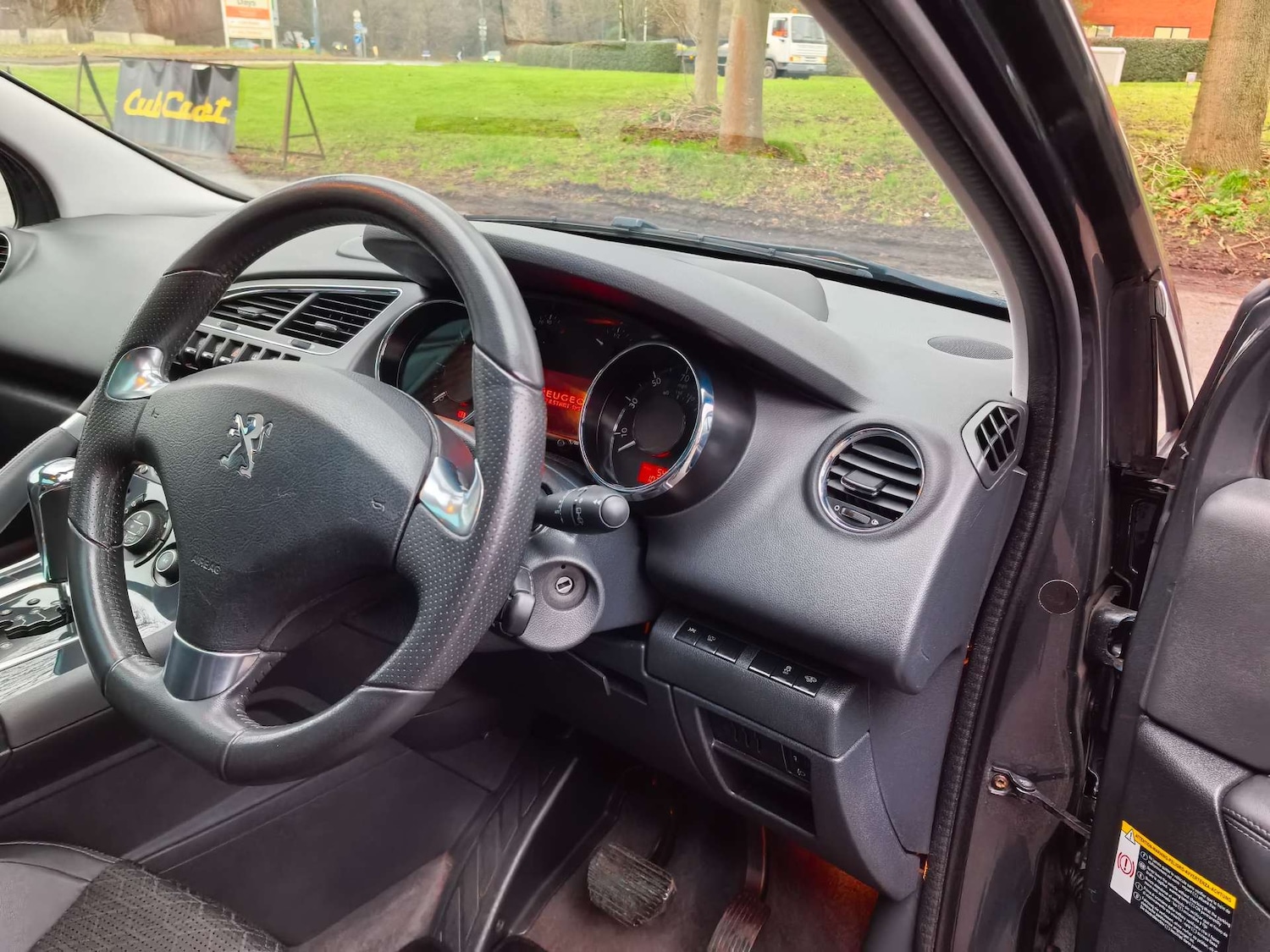 Used Peugeot 3008 2015 for sale - 76837446: Photo 22