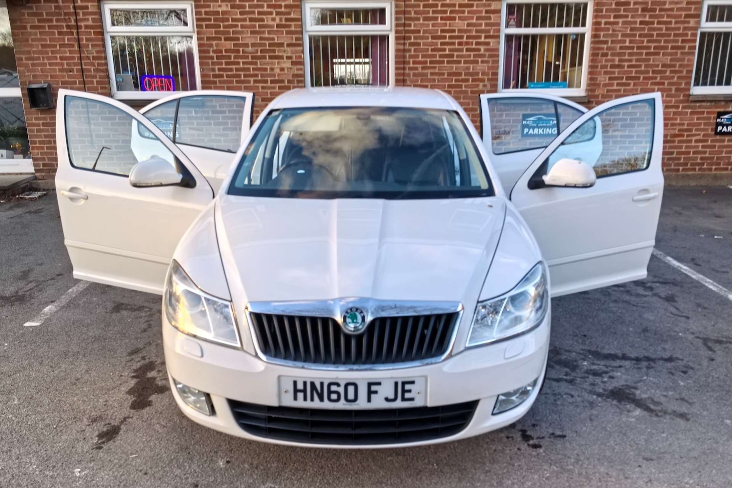 Used Skoda Octavia 2010 for sale - 76837444: Photo 97
