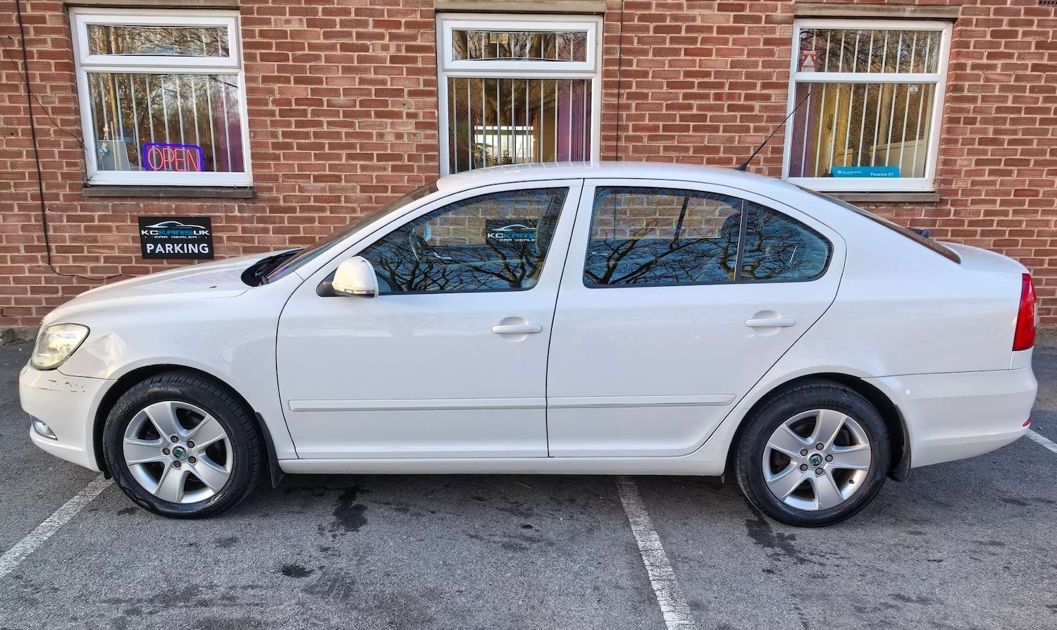 Used Skoda Octavia 2010 for sale - 76837444: Photo 98