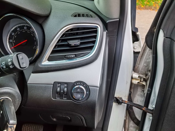 Used Vauxhall Mokka 2016 for sale - 76127601: Photo 62