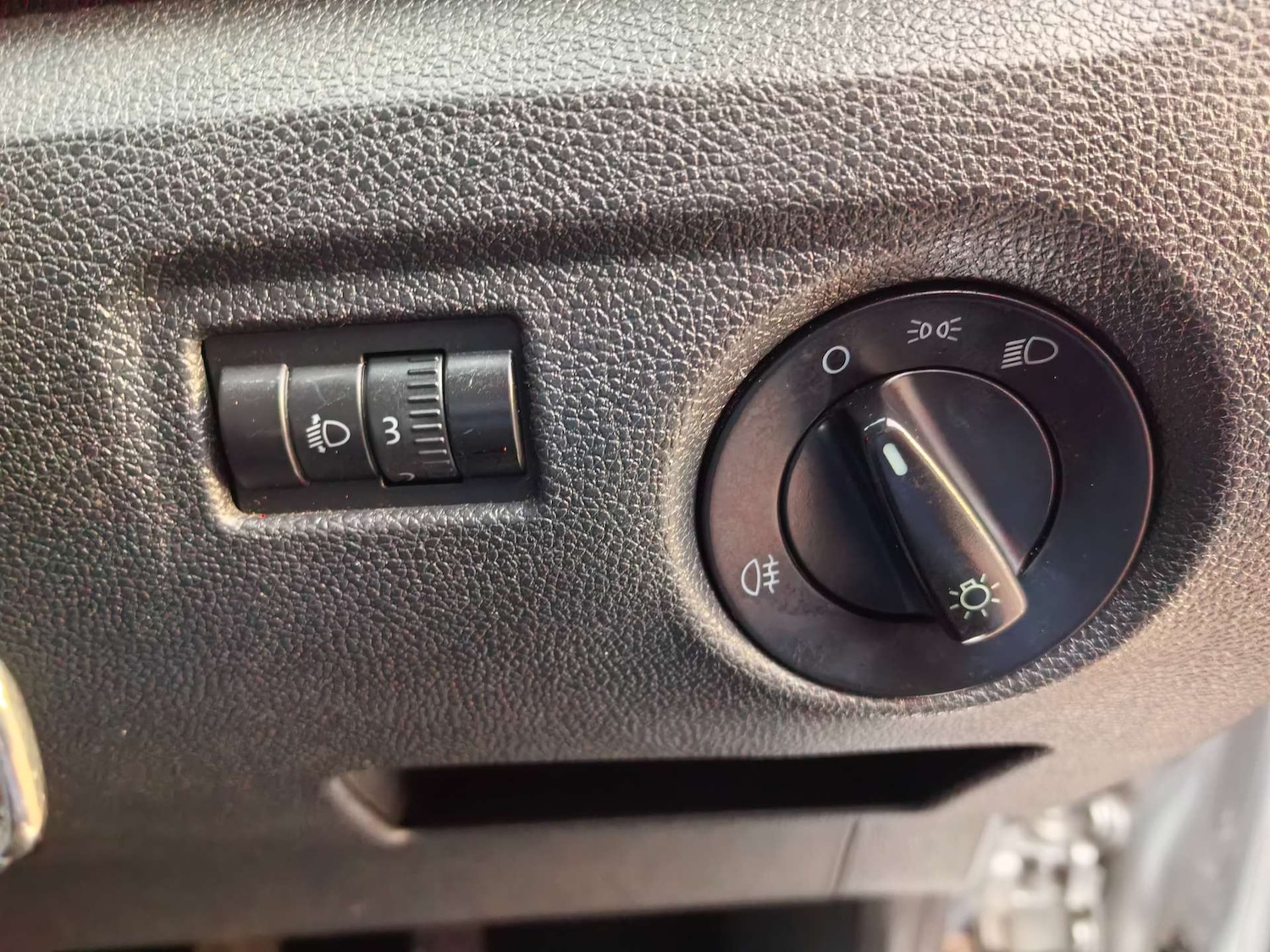 Used Skoda Fabia 2013 for sale - 76440041: Photo 25