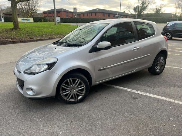 Used Renault Clio 2012 for sale - 74911593: Photo 11