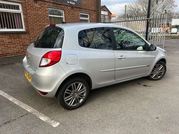 Used Renault Clio 2012 for sale - 74911593: Photo 15