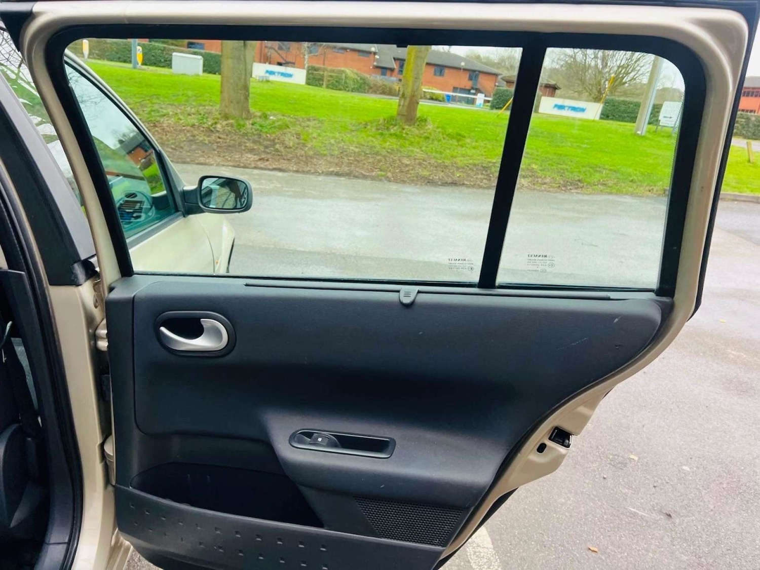 Used Renault Megane 2008 for sale - 76601474: Photo 11