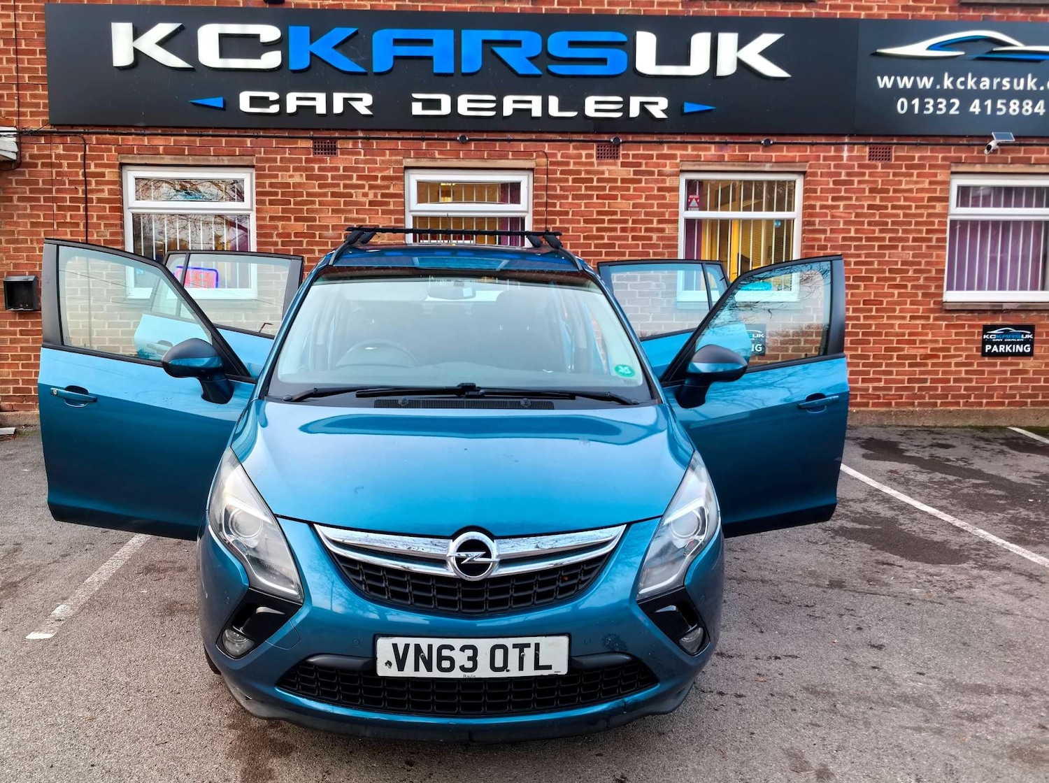 Used Vauxhall Zafira Tourer 2013 for sale - 77393363: Photo 11