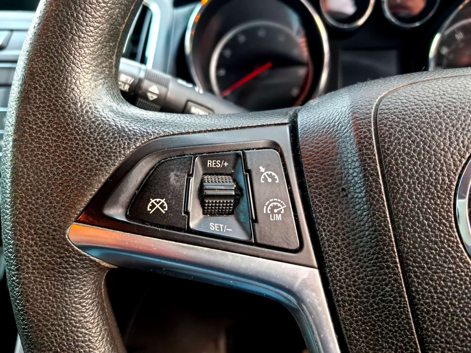 Used Vauxhall Zafira Tourer 2013 for sale - 77393363: Photo 28