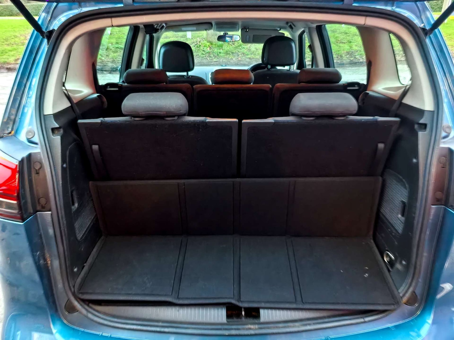 Used Vauxhall Zafira Tourer 2013 for sale - 77393363: Photo 42