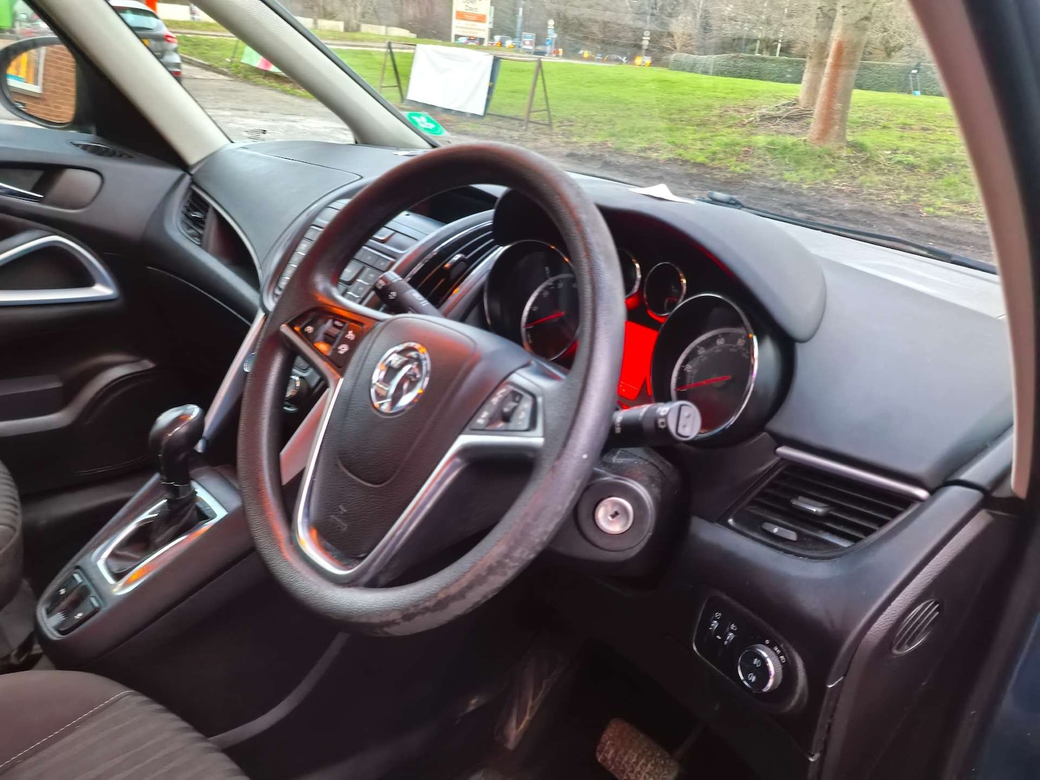 Used Vauxhall Zafira Tourer 2013 for sale - 77393363: Photo 60