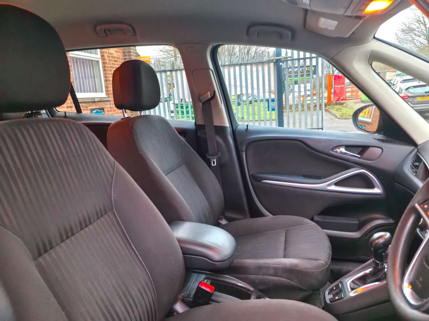 Used Vauxhall Zafira Tourer 2013 for sale - 77393363: Photo 62