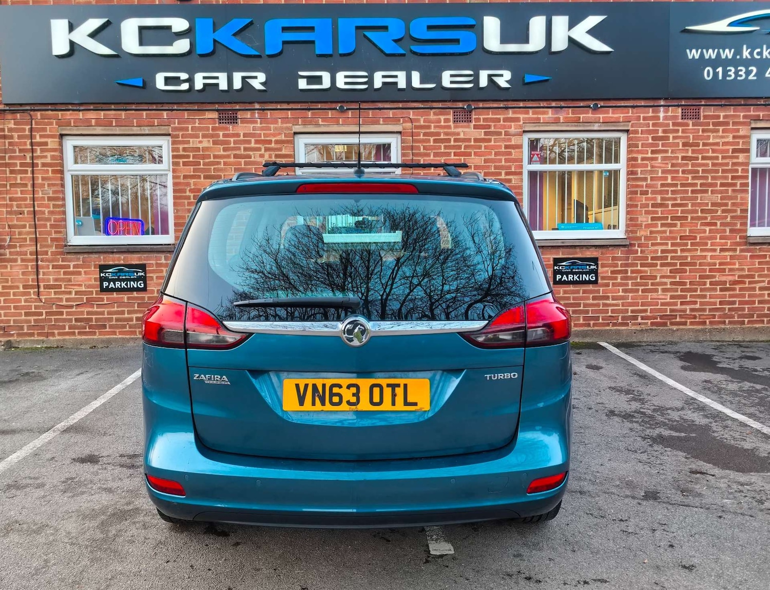 Used Vauxhall Zafira Tourer 2013 for sale - 77393363: Photo 8