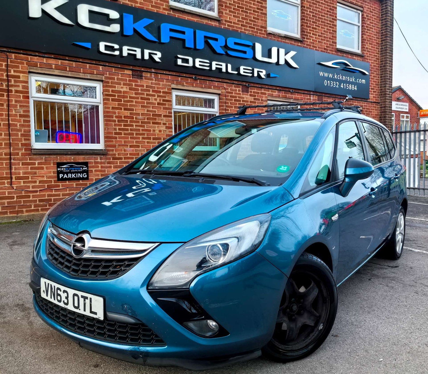 Used Vauxhall Zafira Tourer 2013 for sale - 77393363: Photo 80