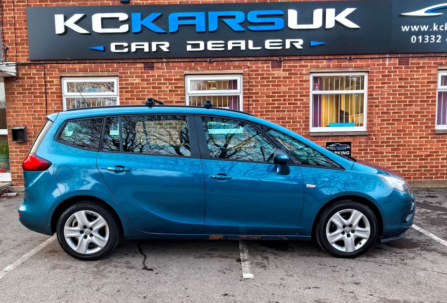 Used Vauxhall Zafira Tourer 2013 for sale - 77393363: Photo 84