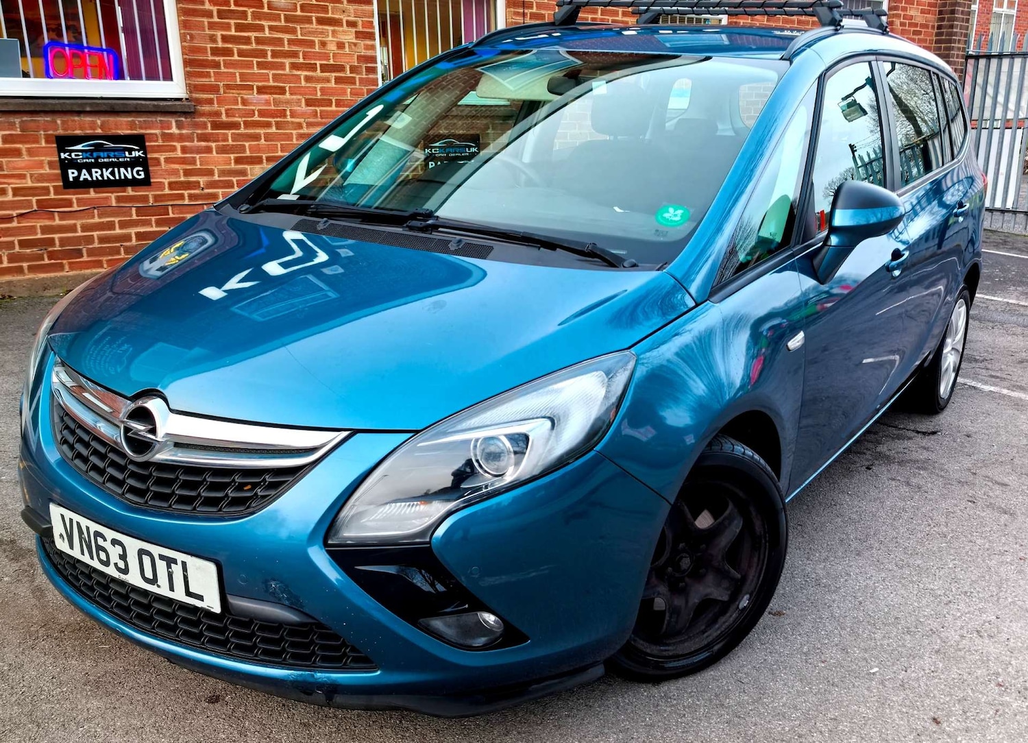 Used Vauxhall Zafira Tourer 2013 for sale - 77393363: Photo 87