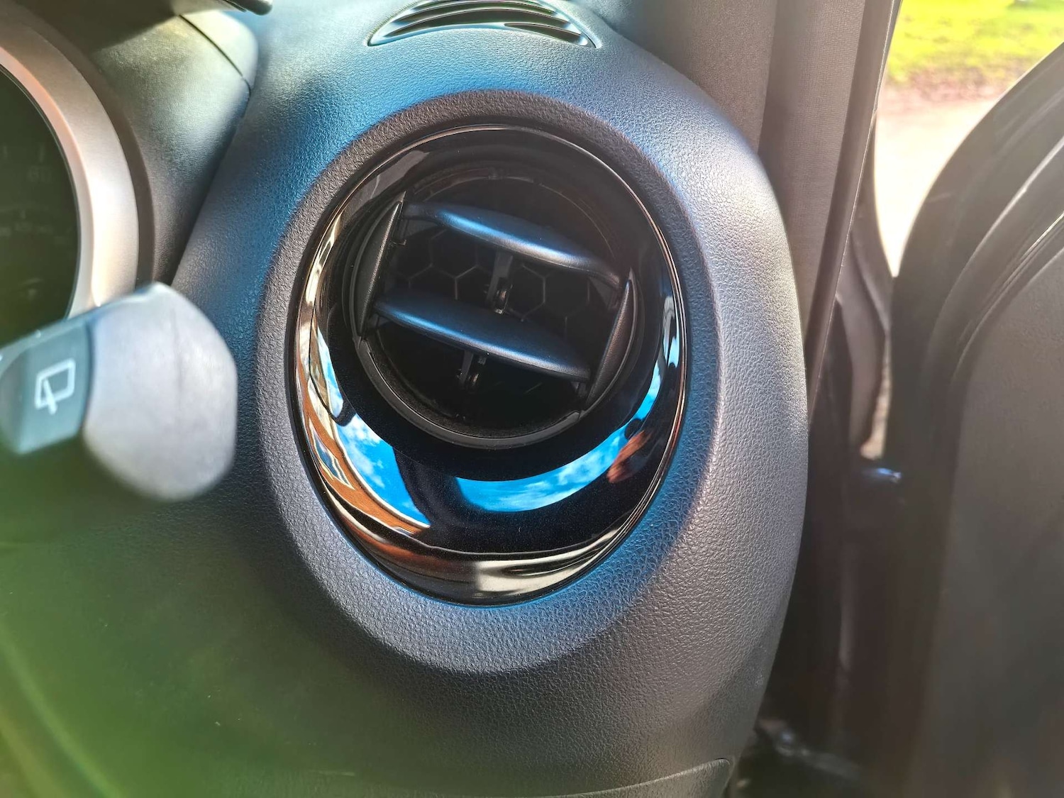 Used Nissan Juke 2016 for sale - 76940179: Photo 83