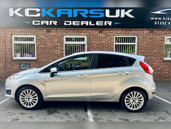Used Ford Fiesta 2015 for sale - 76278515: Photo