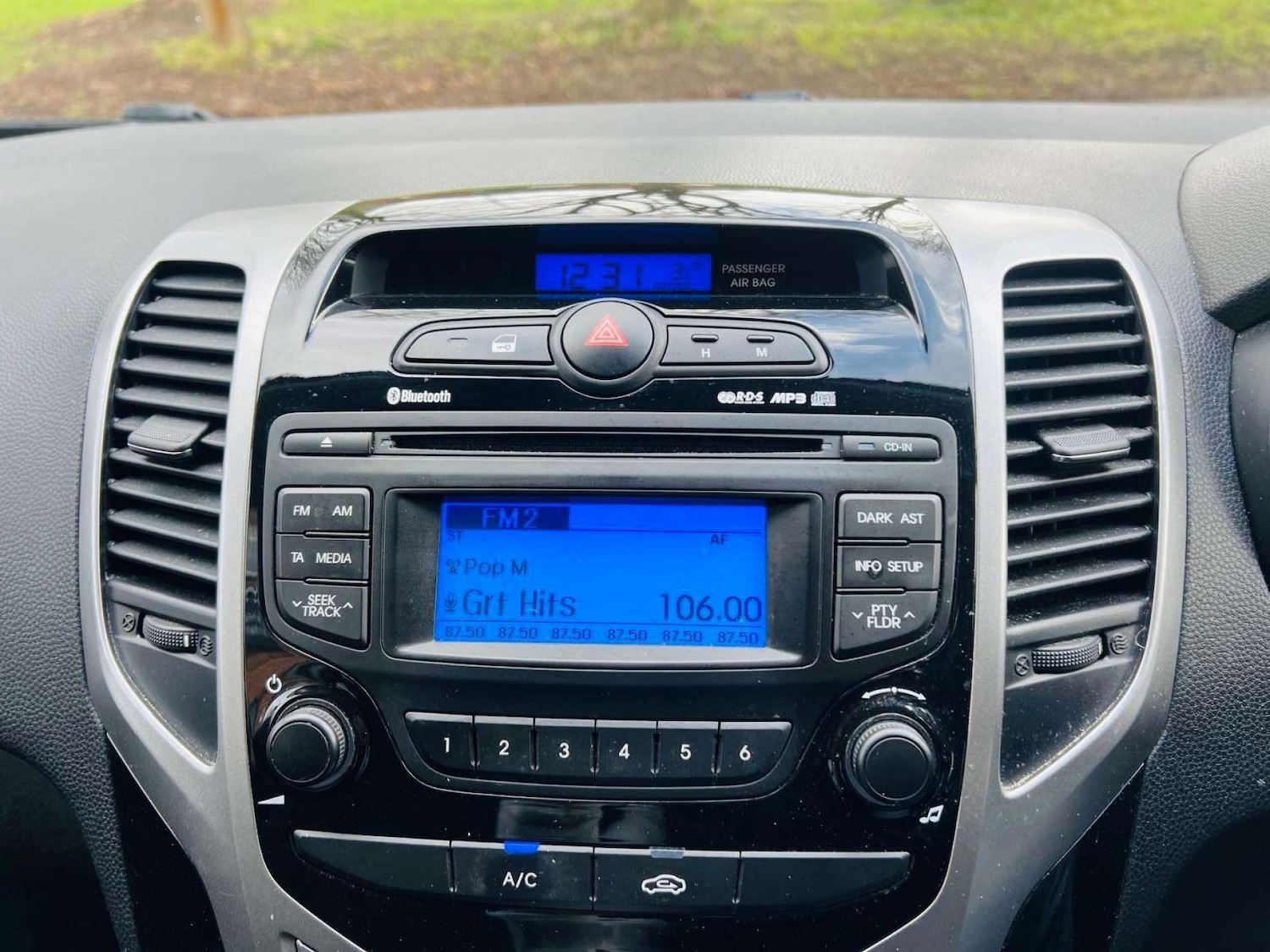 Vehicle 28