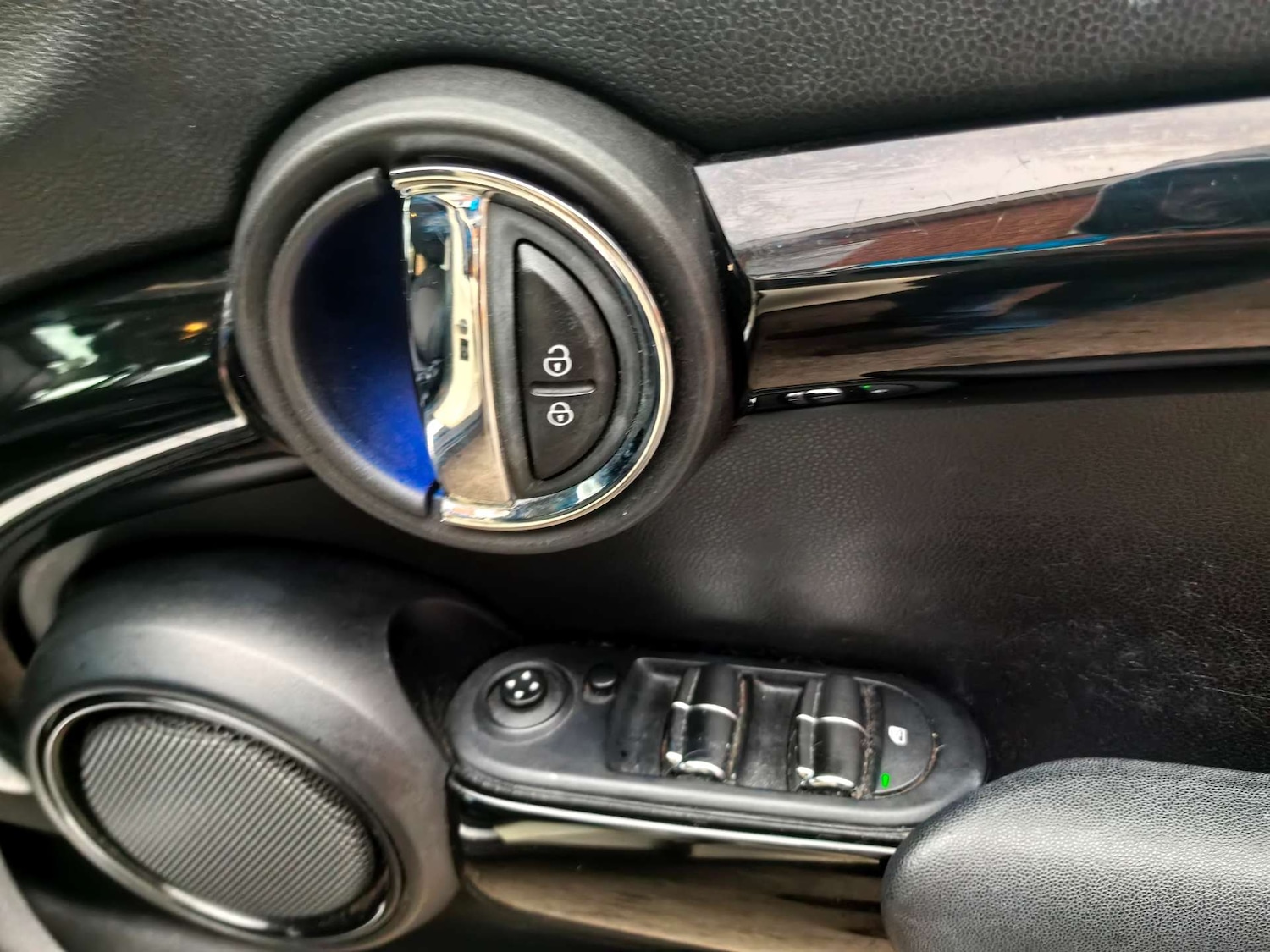 Used MINI Hatch 2015 for sale - 76949869: Photo 31