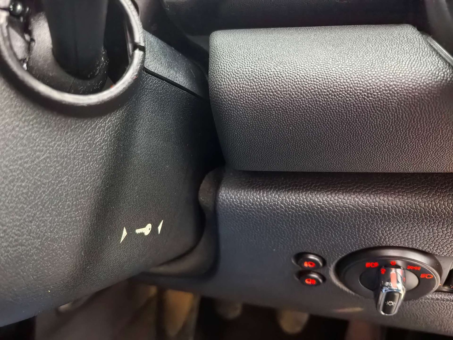 Used MINI Hatch 2015 for sale - 76949869: Photo 38