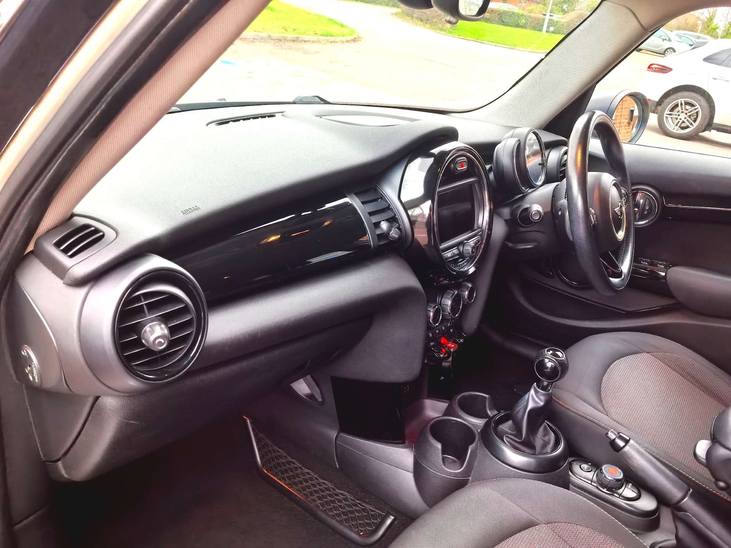 Used MINI Hatch 2015 for sale - 76949869: Photo 67