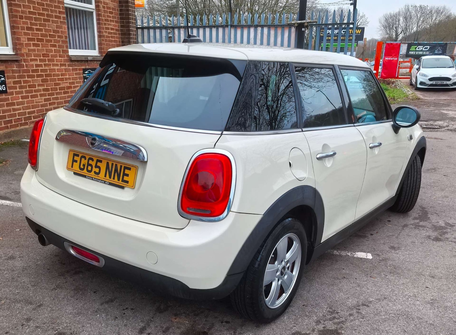Used MINI Hatch 2015 for sale - 76949869: Photo 83
