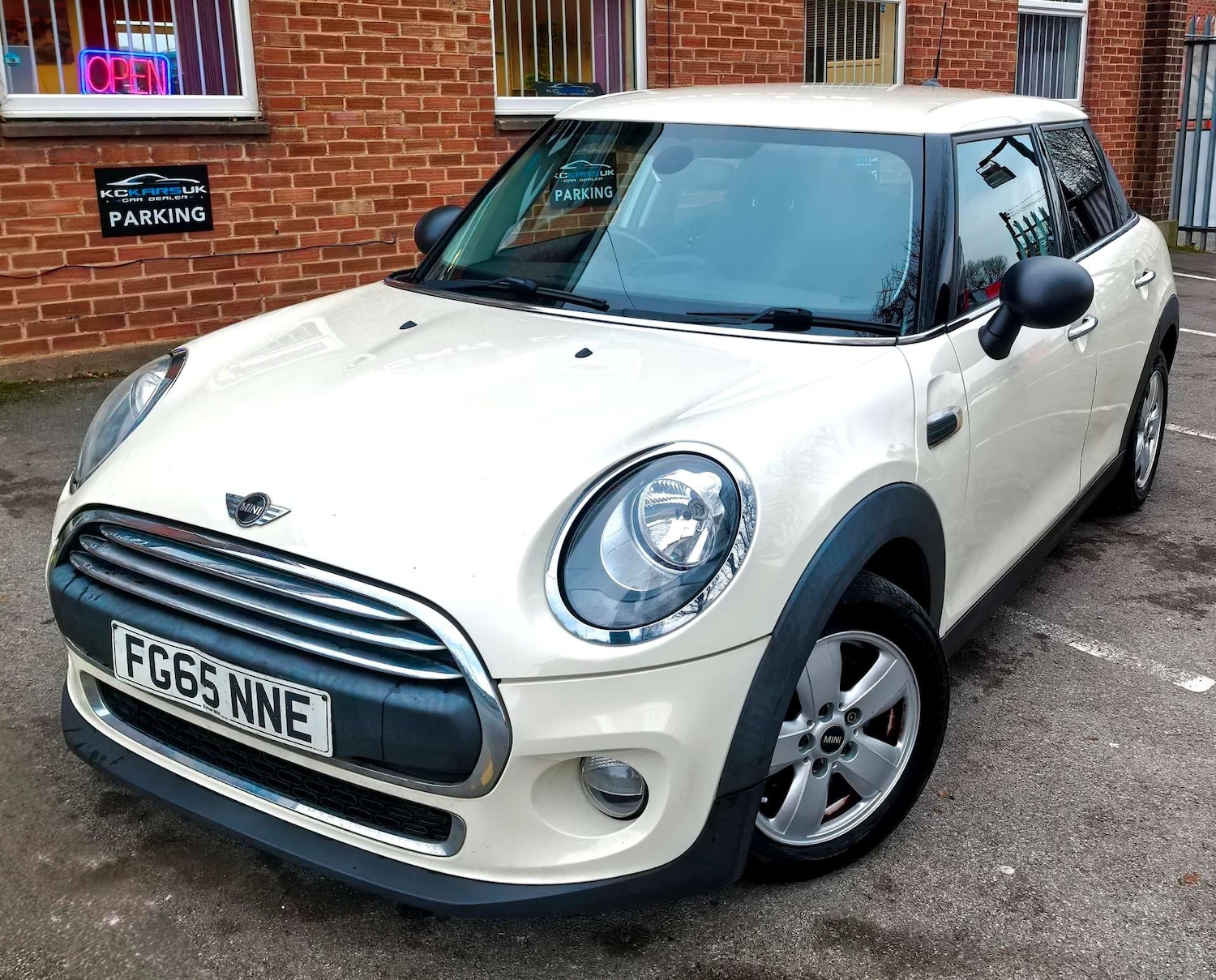 Used MINI Hatch 2015 for sale - 76949869: Photo 85