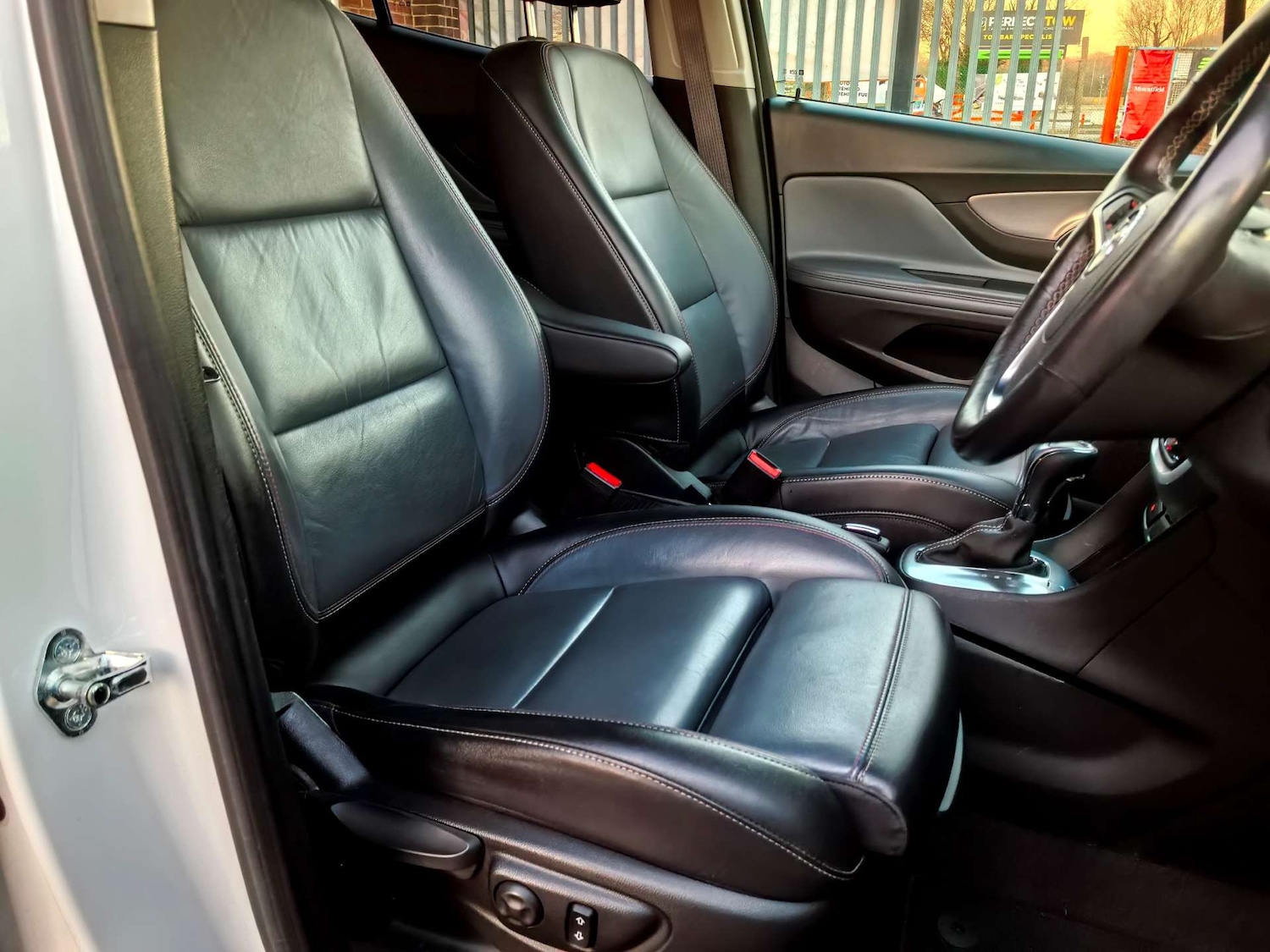 Used Vauxhall Mokka 2015 for sale - 76720475: Photo 71