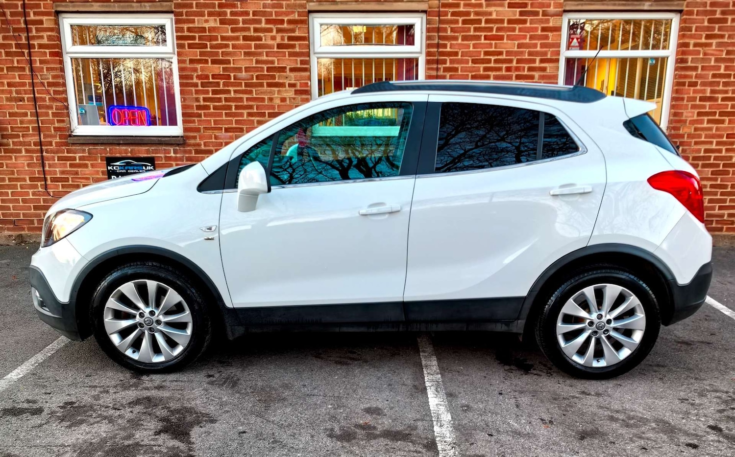 Used Vauxhall Mokka 2015 for sale - 76720475: Photo 95