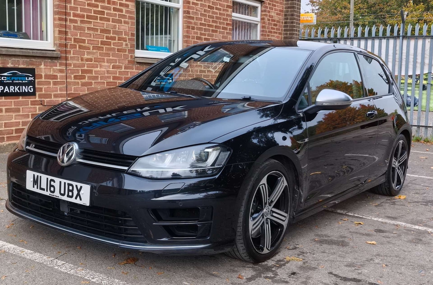 Used Volkswagen Golf 2016 for sale - 76602155: Photo 2