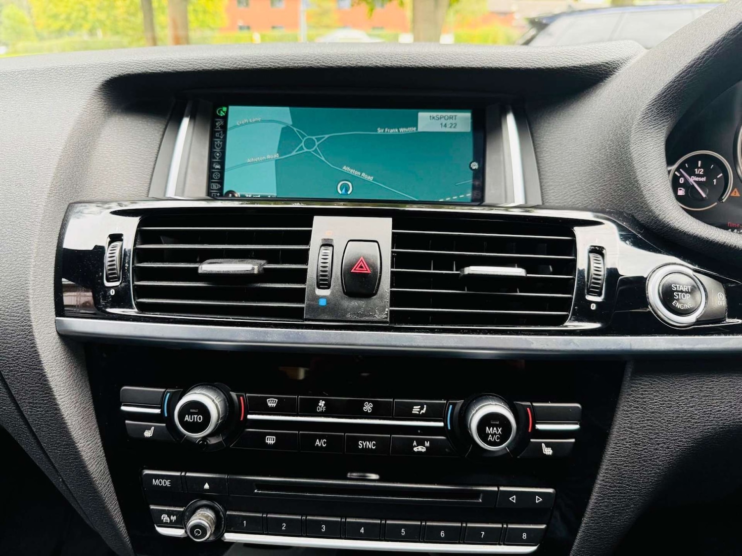 Used BMW X4 2016 for sale - 76073745: Photo 10